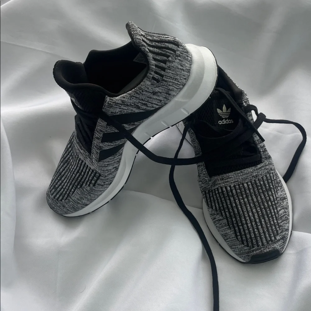 Adidas Knit Black and White Running Shoes - Picture 1 of 8